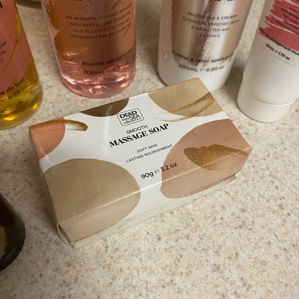 Dead Sea Miracles Luxury Bath & Body 7-Piece Set | Spa Gift Bundle - Picture 5 of 6